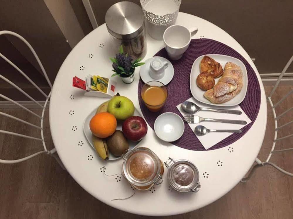 Casa Blanca Acomodação com café da manhã Reggio di Calabria Exterior foto
