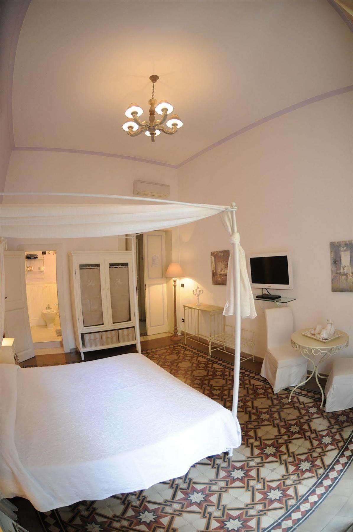 Casa Blanca Acomodação com café da manhã Reggio di Calabria Exterior foto